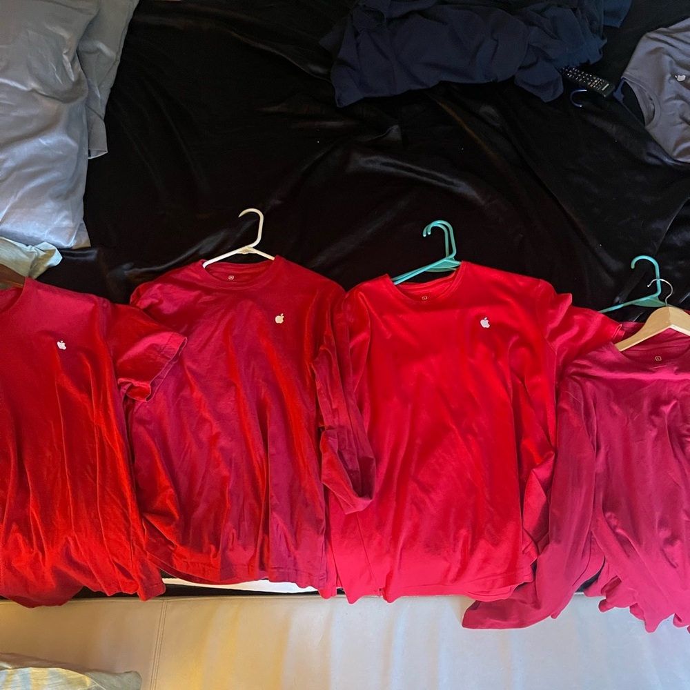 LOT of 21 pieces: Official Apple Store jackets and shirts - Picture 3 of 6